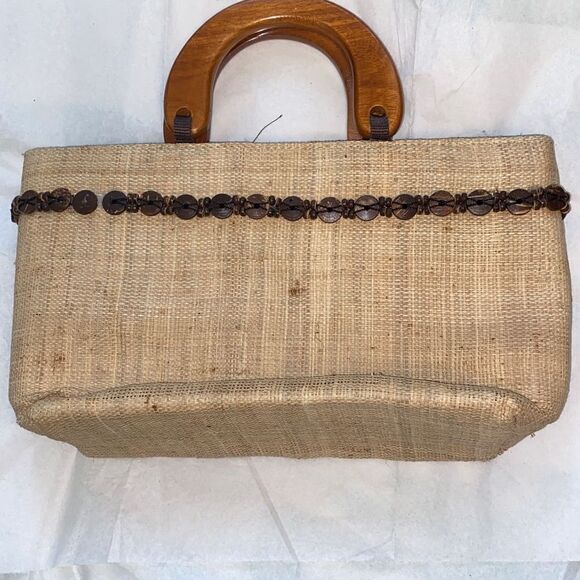 Rattan Woven Handbag With Coconut Shell Beads and Carved Wooden Handles Medium S - Picture 2 of 7